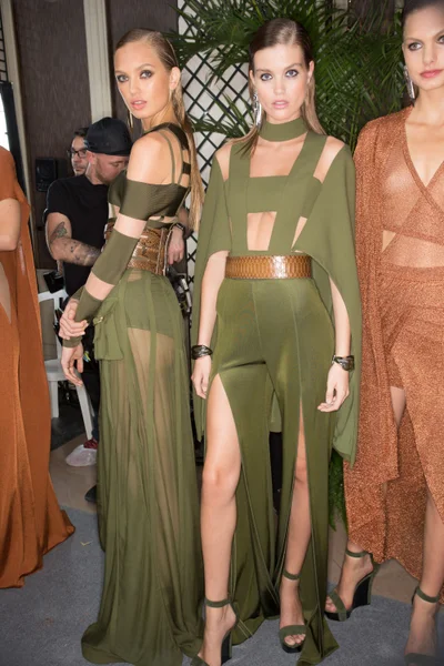 Look 26